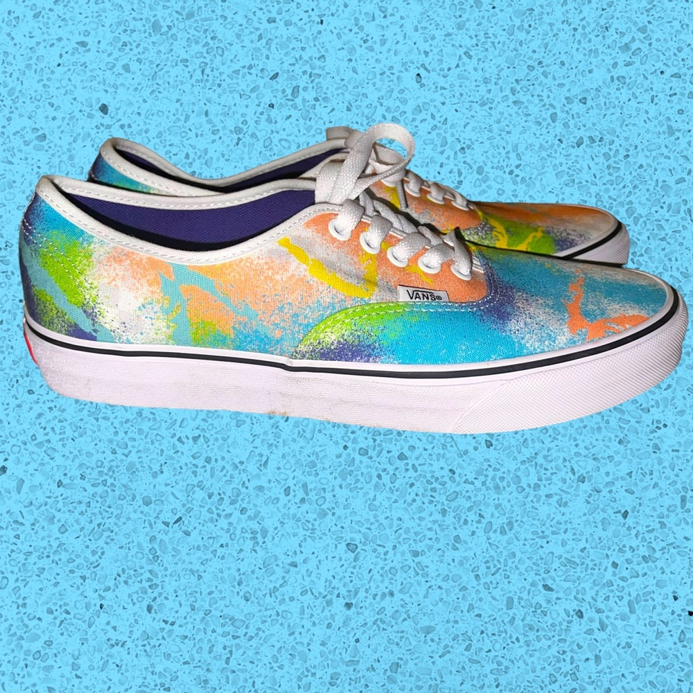 Mens or womans Retro mart vans classic authentic shoes mens 9.0/ womans 10.5